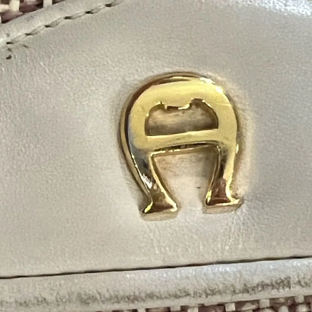 Etienne Aigner vintage crossbody or shoulder bag